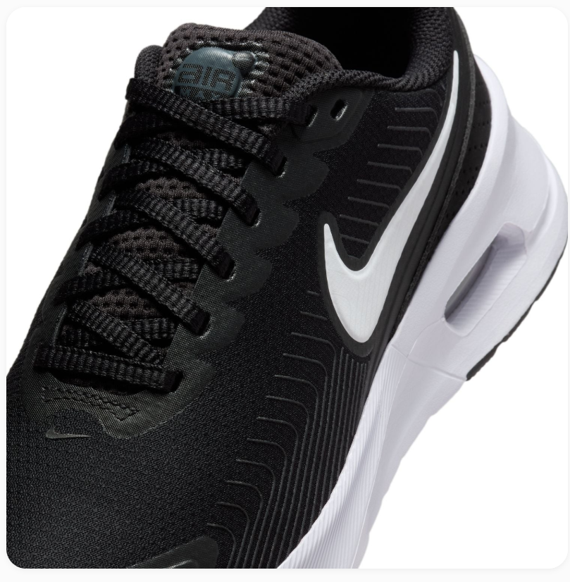Nike Air Max Black & White Low-Top Sneakers with Heel Air Window